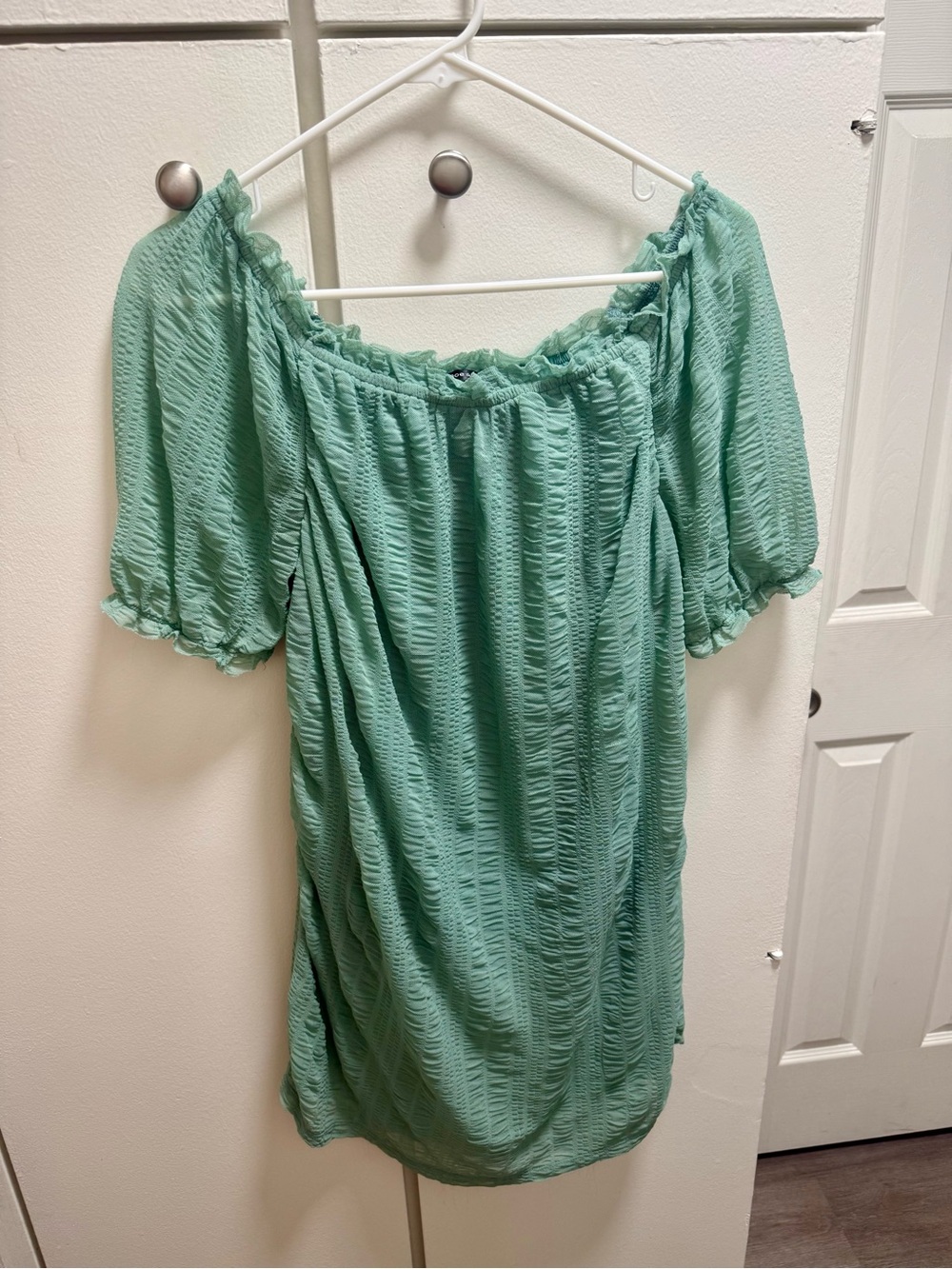 Doe & Rae Mint Green Off Shoulder Puff Sleeve Blouse